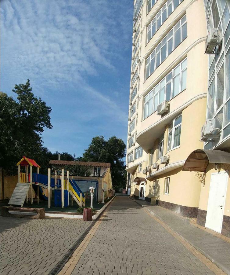 Апартаменты На Французском Бульваре У Моря Odessa Extérieur photo